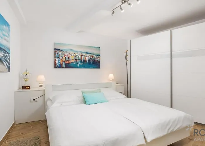 Apartment Follow Me